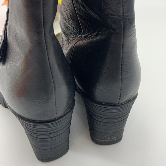 Earth Dune Black Leather Wedge Bootie / Sz 10 - Picture 6 of 8